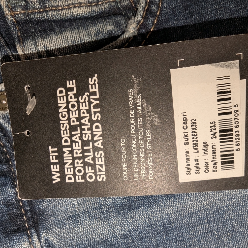 Women's Suki Curvy fit Mid-rise from Silver Jean Co. - Picture 4 of 4